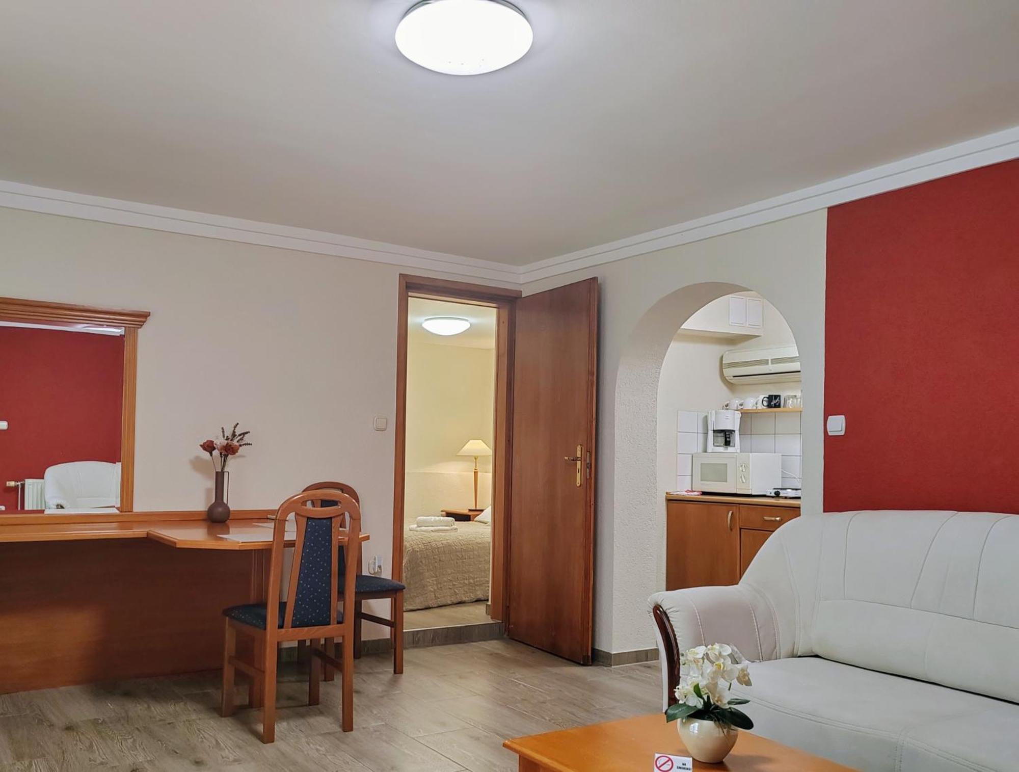 Heviz Apartman Хевиз Экстерьер фото