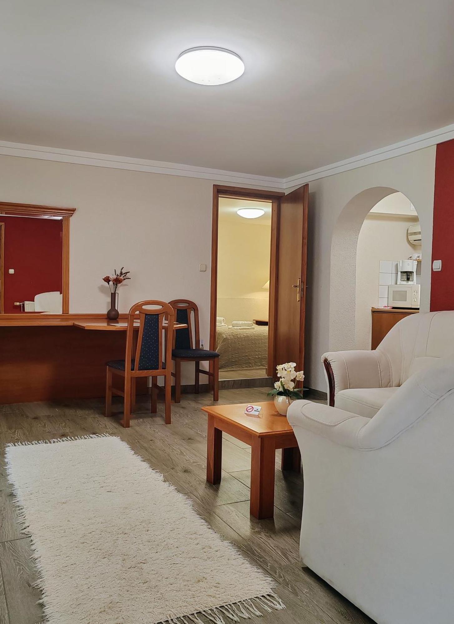 Heviz Apartman Хевиз Экстерьер фото