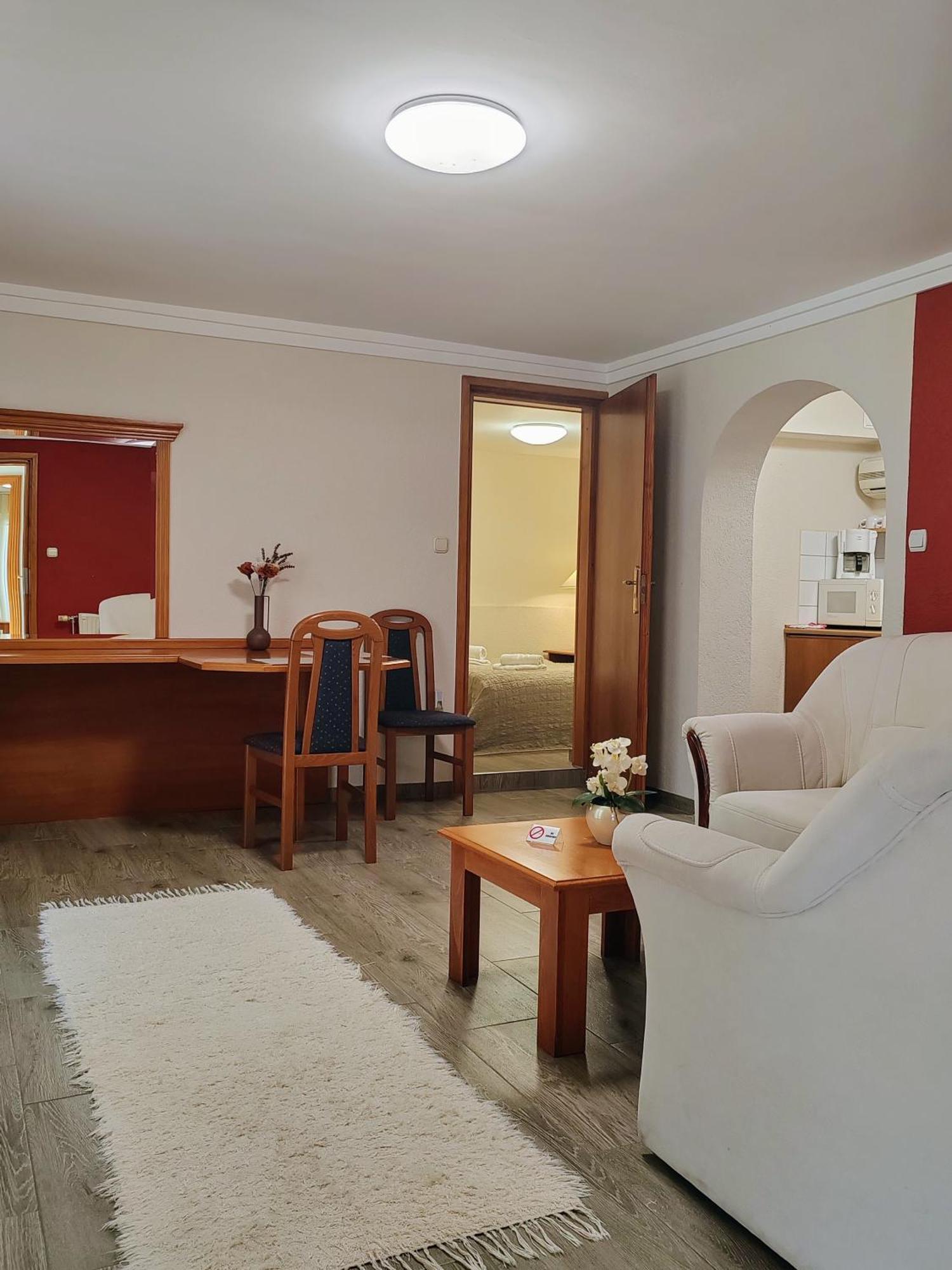 Heviz Apartman Хевиз Экстерьер фото