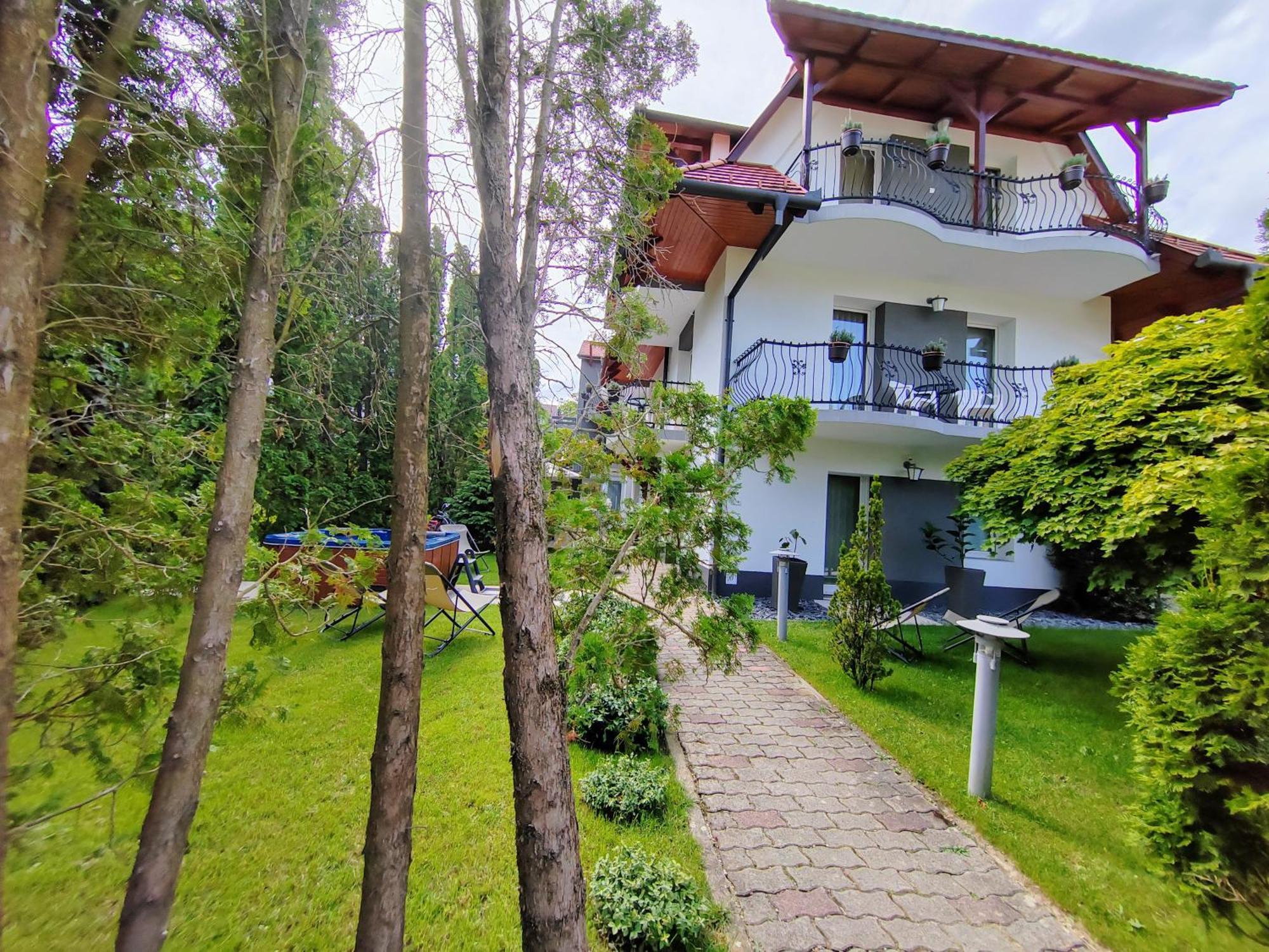 Heviz Apartman Хевиз Экстерьер фото
